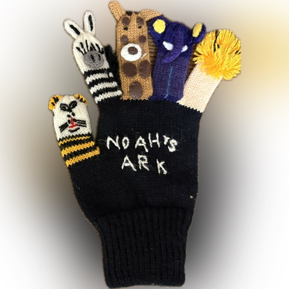 Kids Noah’s Arc winter gloves with animals on each finger - Picture 6 of 6
